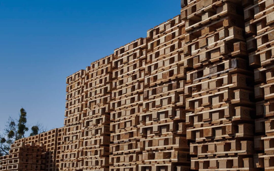 Impilatori pallets: soluzioni efficaci per la movimentazione e la gestione dei pallets